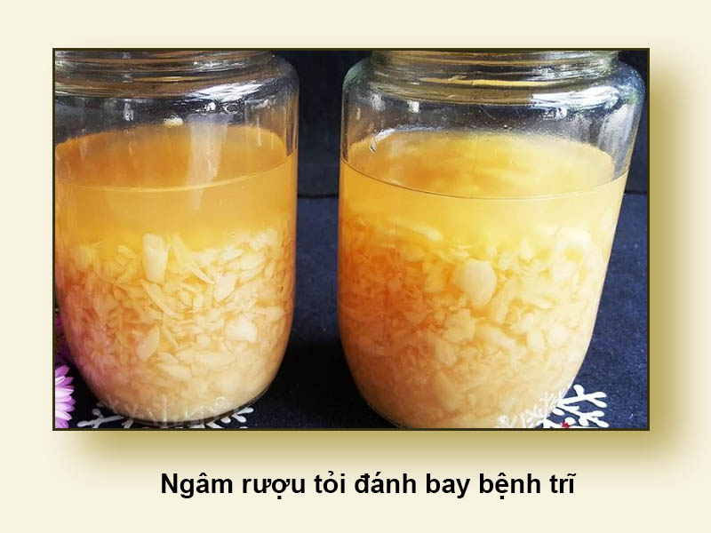 Ngâm rượu tỏi đánh bay bệnh trĩ