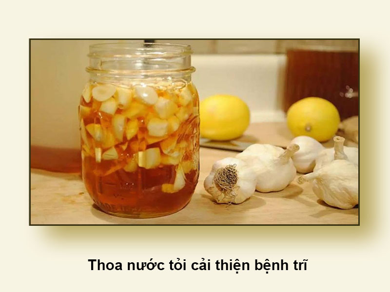 Thoa nước tỏi cải thiện bệnh trĩ