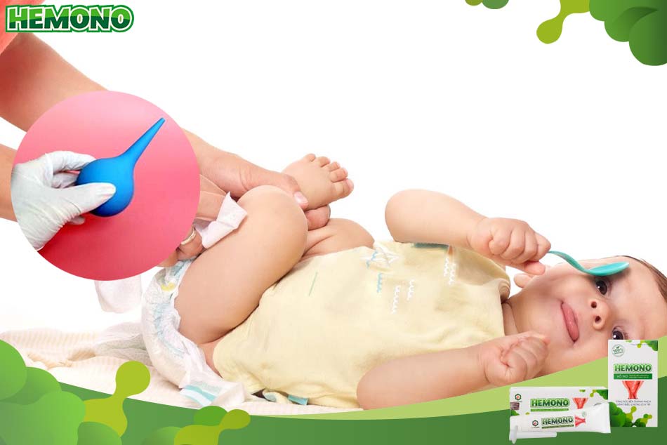 Có nên thụt đại tràng cho trẻ sơ sinh khi bị táo bón không?